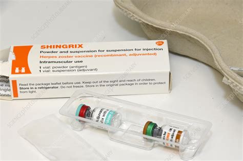 Shingles vaccine - Stock Image - C058/5862 - Science Photo Library