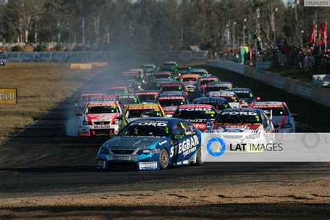 Race 2 Start during the City of Ipswich 400, Round 07 of the Australian ...