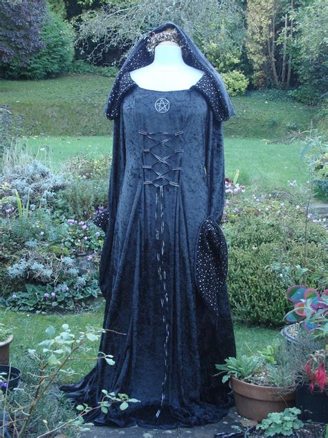 Vintage Pagan Wedding Dress / Pagan wedding dresses / Halloween ...