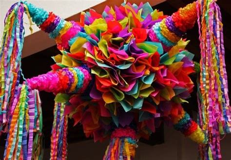 Empieza la venta de piñatas y dulces para las tradicionales posadas navideñas | Piñata mexicana ...