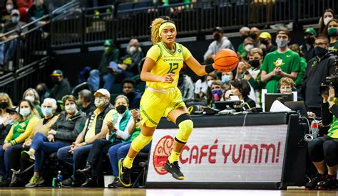 Te-Hina Paopao, Endyia Rogers, and Nyara Sabally Represent Oregon Ducks ...