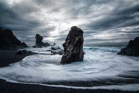 7 Coastal Landscape Photography Tips (+ Examples)