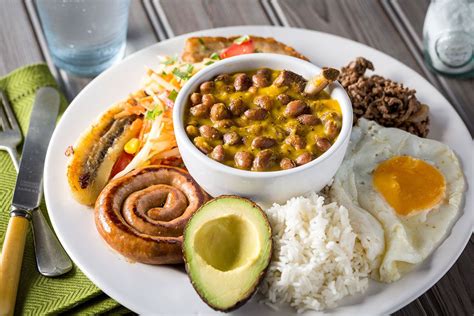 Bandeja Paisa - World's Greatest Pulse Dishes, Mains Recipe