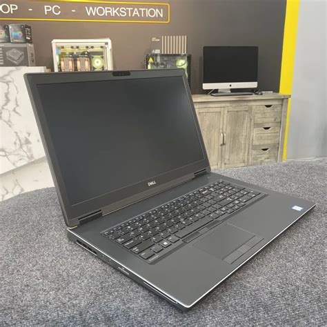 Dell Precision 7730 i7-8850H / 64GB / 1T + 1T SSD / P5200 / 17.3" FHD