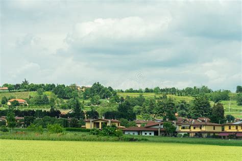 Travel in Rural Italy Landscape Stock Image - Image of grass, landscape: 156917957