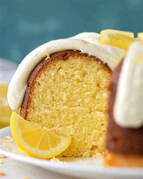 Lemon Bundt Cake with Cream Cheese Frosting | Lil' Luna