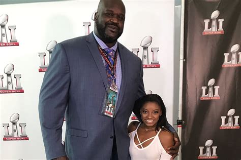 When did Simone Biles meet NBA legend Shaquille O'Neal?