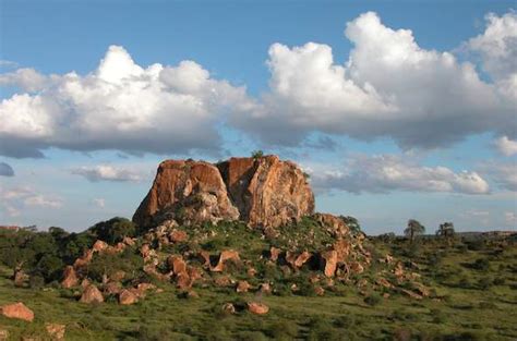 Top 5 Limpopo Attractions - Venda Bender, Mapungubwe, White Lions