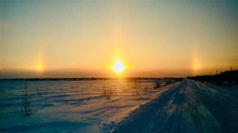 Surreal sun dog phenomenon lights up the sky of western Siberia in pictures - Strange Sounds