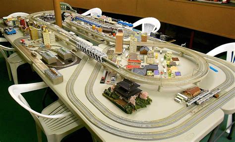 5 Stunning Examples of an N Scale Trolley Layout - Model Train Books