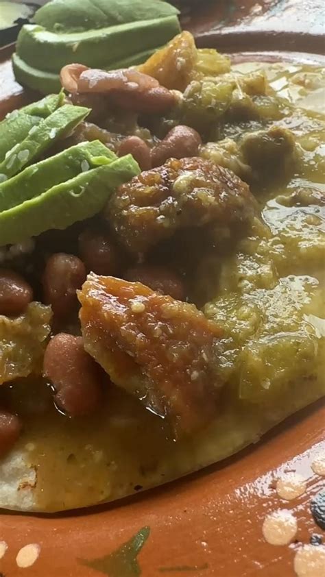 Chicharron in Salsa Verde [Video] | Recipe [Video] | Mexican food ...