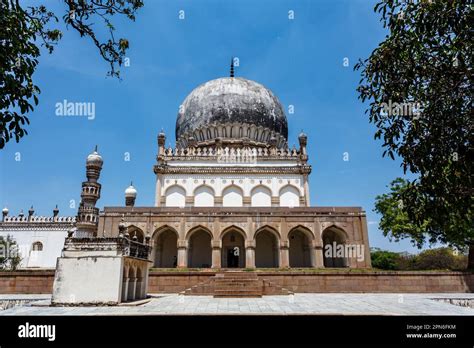 Exterior of the Tomb of Begum Hayat Baksh, Qutub Shahi Tombs, Hyderabad, Telangana, India, Asia ...