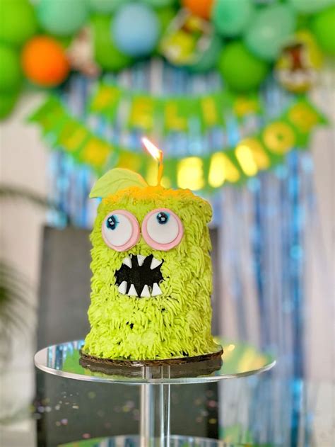 My singing monsters birthday cake | Fiesta de monstruos, Fondos de frutas, Decoración de unas