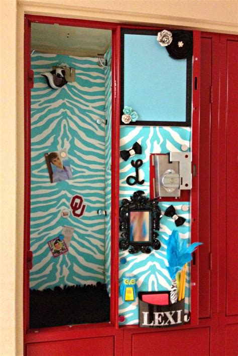 This Oklahoma Girl... Locker Decoration 101!! | Locker decorations diy ...