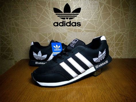 38 Inspirasi Terbaru Sepatu Adidas Hitam