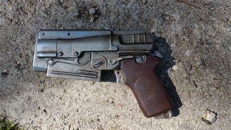 My Fallout 4 10mm pistol. 3D printed, smoothed, painted, weathered. | Rebrn.com