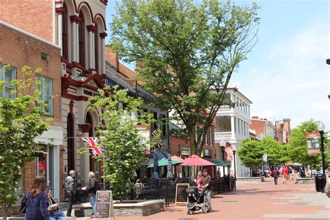 Old Town Winchester, Virginia | Virginia wine country, Winchester ...