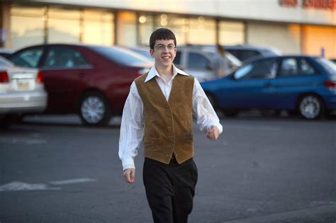 Superbad 2 Should Be All Female, Says McLovin | GIANT FREAKIN ROBOT