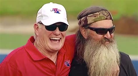 Terry Bradshaw Shares Memories Of Playing Football With "Duck Dynasty" Star Phil Robertson