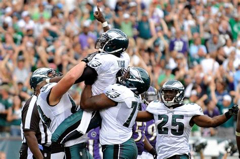 Eagles again get comeback win