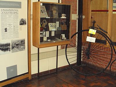 Mansfield Photo Gallery - A view of exhibits at the Mansfield Museum in Leeming Street