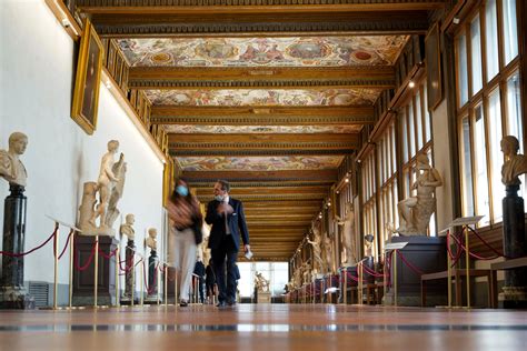 Uffizi Gallery director supports their contentious social media strategy | Daily Sabah