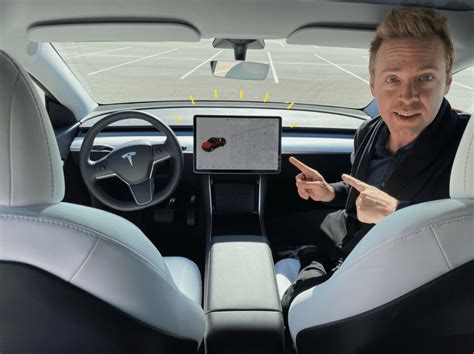 Tesla Model Y White Interior - Gamer 4 Everbr