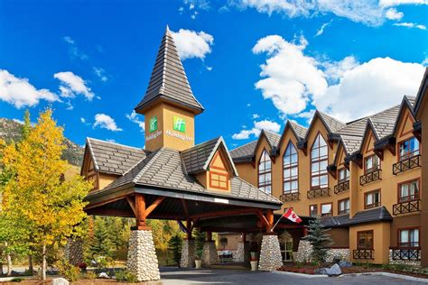 Holiday Inn Canmore (C̶$̶1̶2̶0̶) C$87 - UPDATED 2020 Prices, Reviews ...