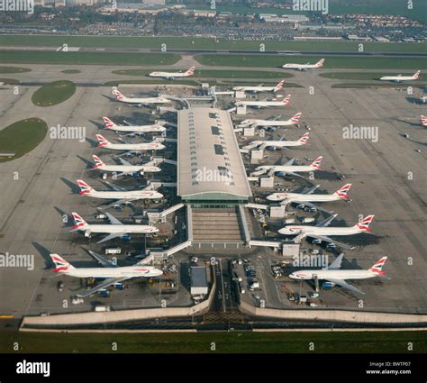 British airways planes at Terminal 5 Heathrow airport in Britain Stock ...