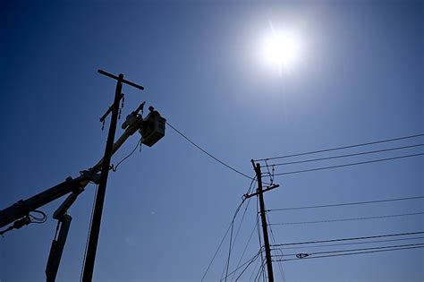 Sanders' declares state of emergency to assist vehicles responding to power outages | The ...