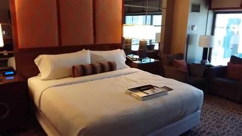 MGM Grand Hotel and Casino, Las Vegas, Tower Deluxe Room - YouTube