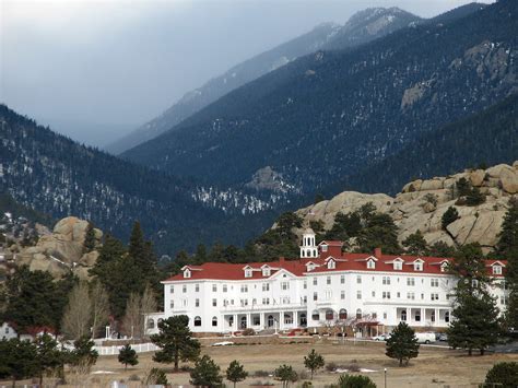 7 Creepy Haunted Hotels In The USA « WeirdlyOdd.com