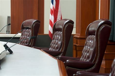 Modern Courtroom Judges Seats At Bench In Medium Wide Angle Stock Photo - Download Image Now ...