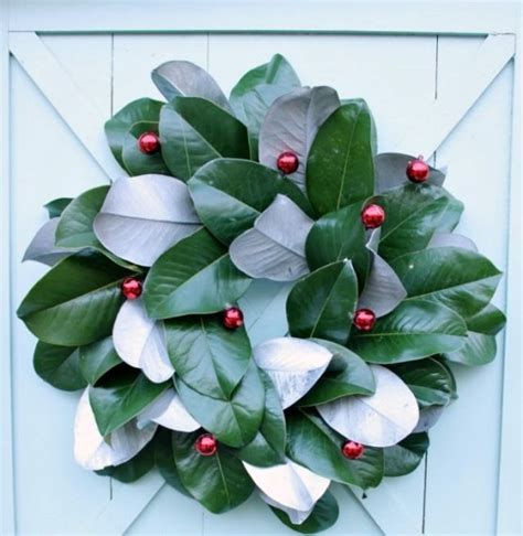 Southern Style Holidays: 30 Beautiful Magnolia Decorations - DigsDigs