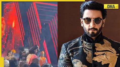 Filmfare Awards 2022: Ranveer Singh sets the stage on fire as Peshwa ...