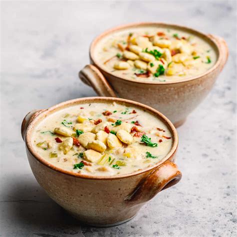 Instant Pot Clam Chowder - Posh Journal