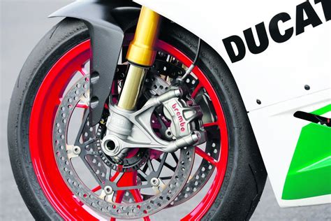 DUCATI 1299 PANIGALE R Final Edition (2017-on) Review