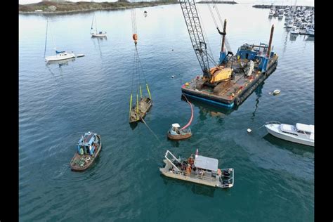 Times Colonist: Eight sunken boats lifted from area around Oak Bay ...