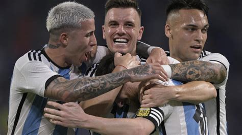 Argentina's Messi scores 100th international goal in rout of Curacao