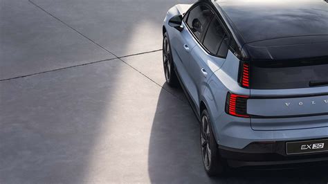 New Volvo EX30 unveiled as 298-mile compact SUV | Move Electric