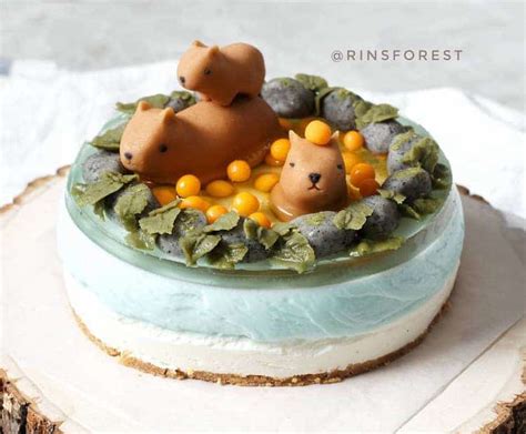 Cheesecake Topped With Capybaras Soaking In a Hot Spring Is Almost Too Cute To Eat | My Modern Met