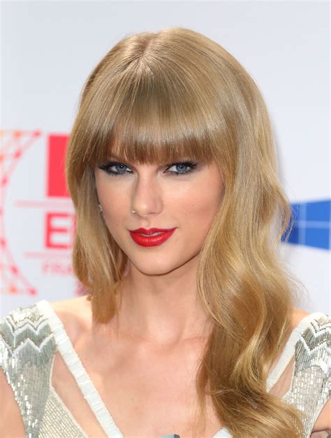Taylor Swift's Hair Evolution Allure | vlr.eng.br