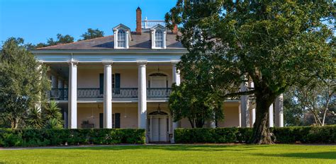 Louisiana Plantations: Breathtaking and Haunted | Joieful