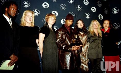 Photo: 1998 grammy awards nomination announcement at radio city music hall - - UPI.com