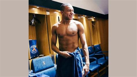 Kylian Mbappe birthday: Know Mbappe’s workout routine, abs workout ...