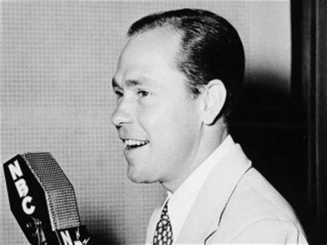 Johnny Mercer biography, birth date, birth place and pictures