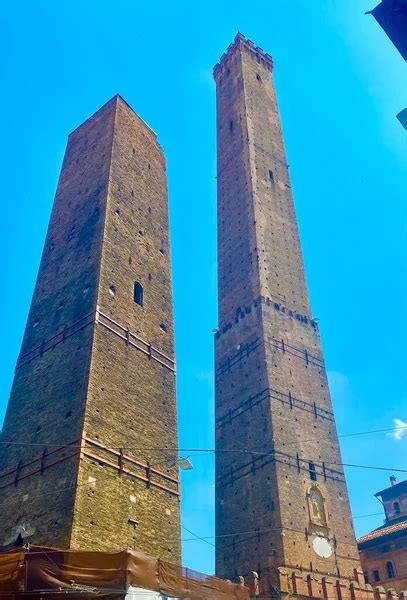 Bologna two towers Stock Photos, Royalty Free Bologna two towers Images ...