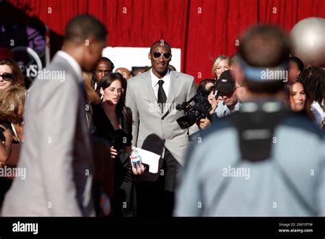 Kobe Bryant and Vanessa Bryant arrive at the ESPY Awards on Wednesday ...