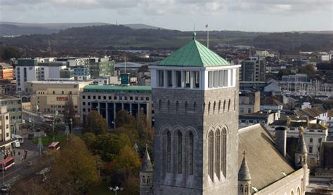 Plymouth City Council: Plymouth Guildhall | Art UK