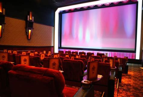 Broken Arrow Warren Theatre: 5 ways to see a movie | Movies | tulsaworld.com